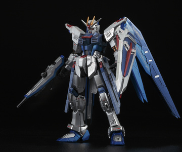 главная фотография RG ZGMF-X10A Freedom Gundam Extra Finish Ver.